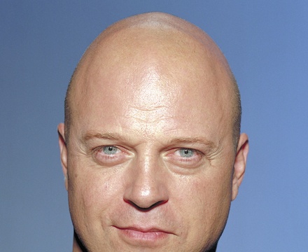 Michael Chiklis