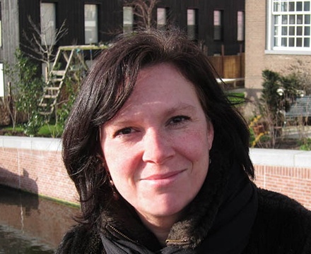 Estelle Bovelander