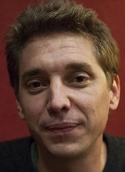 Charlie Petersmann