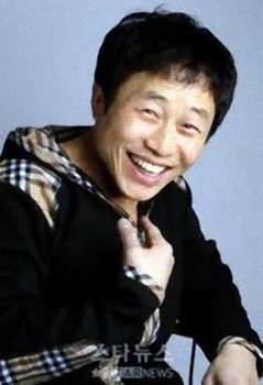 Mun-shik Lee
