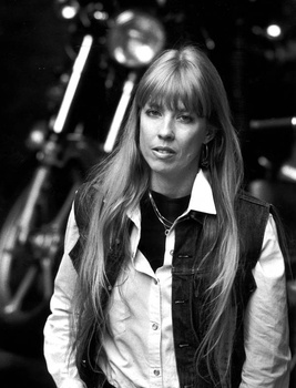 Carla Olson