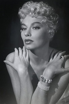 Lili St. Cyr