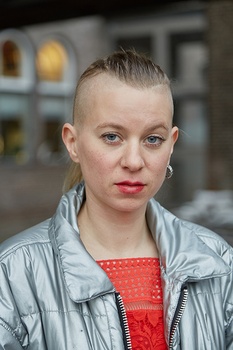 Josefin Arnell