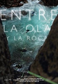 Entre la ola y la roca: Between A Rock And A Wave