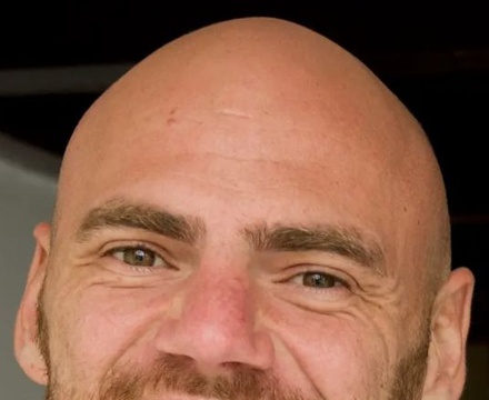 Jeroen Van Velzen